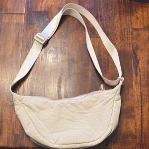 Chic Cream Shoulder Bag